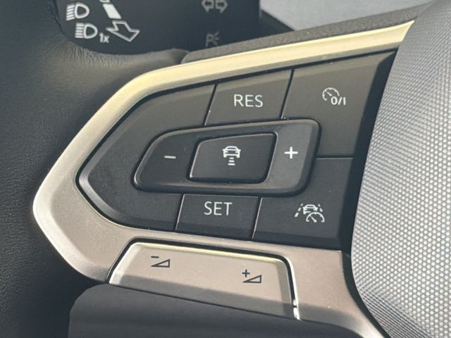 2026 Volkswagen Jetta SE - Photo 25