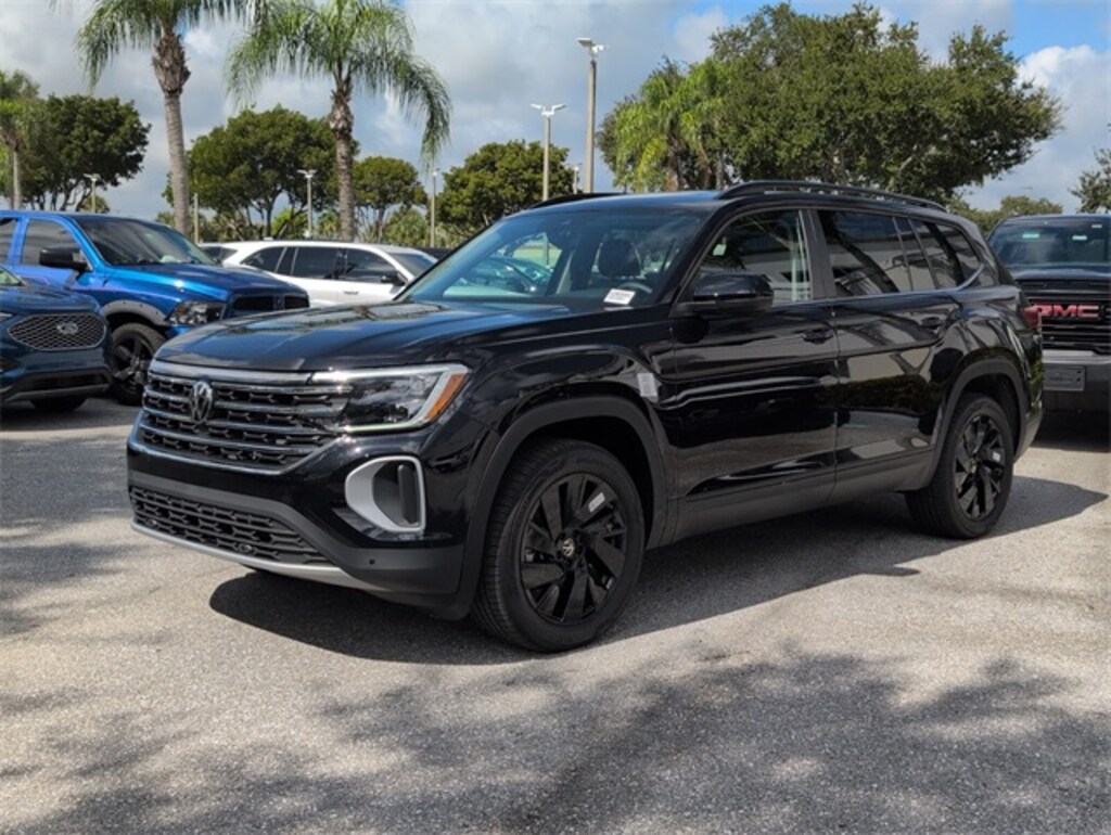New 2026 Volkswagen Atlas 2.0T SE w/Technology SUV