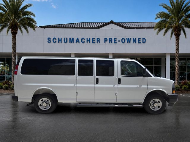 2025 Chevrolet Express Passenger LS - Photo 8