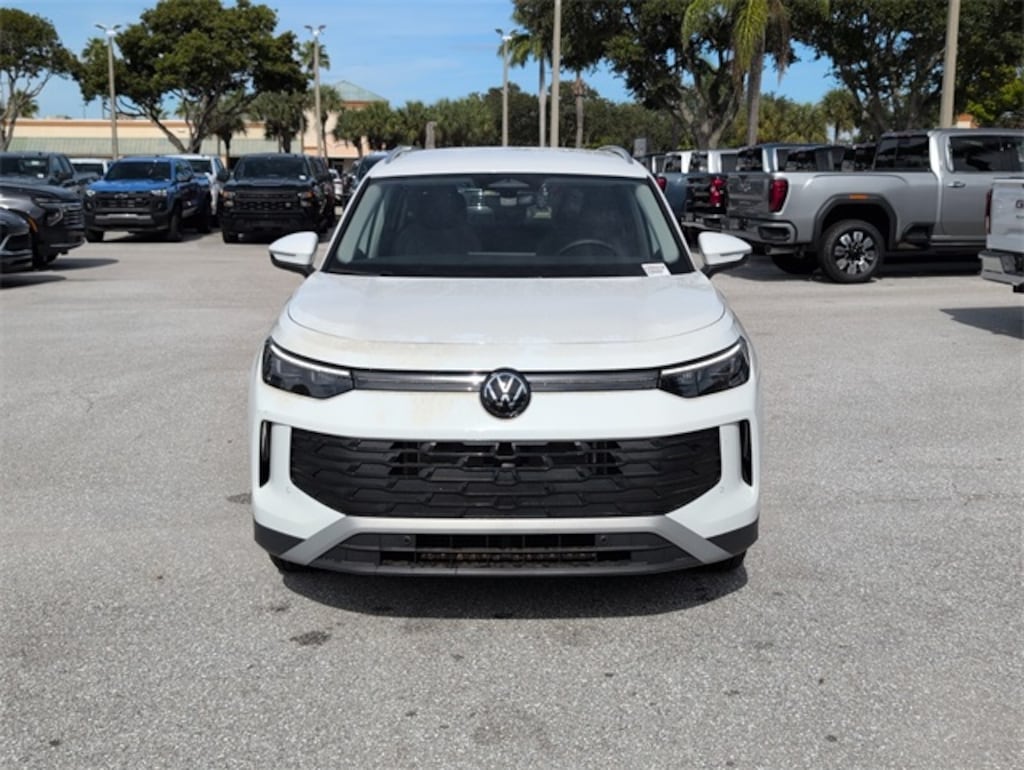 New 2025 Volkswagen Tiguan 2.0T S SUV