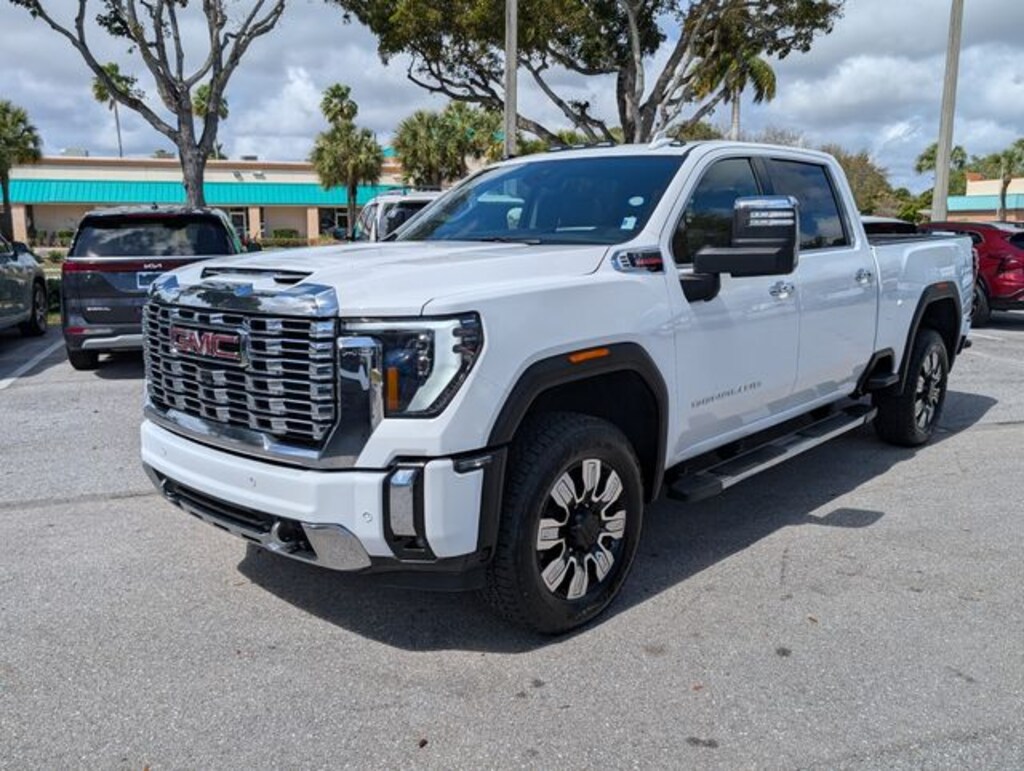 Used 2024 GMC Sierra 2500 HD Denali Truck Crew Cab
