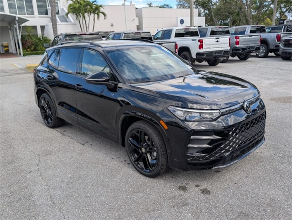 New 2026 Volkswagen Tiguan 2.0T SE R-Line Black SUV