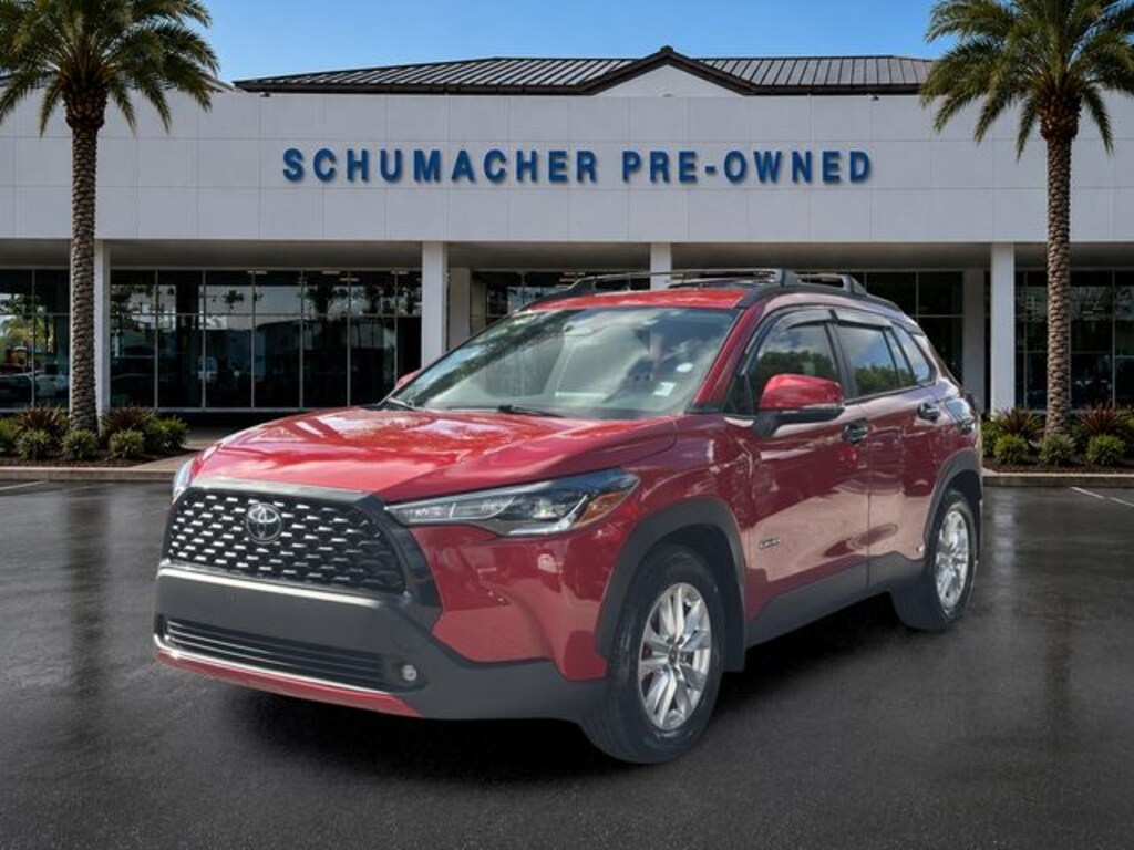 Used 2024 Toyota Corolla Cross LE SUV