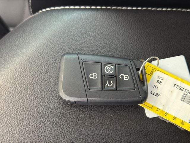 2026 Volkswagen Jetta SE - Photo 26