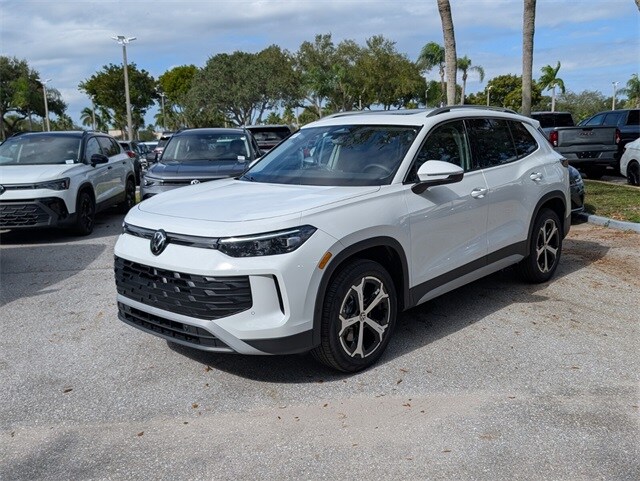 2026 Volkswagen Tiguan SE photo 3