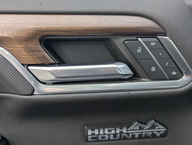 2023 Chevrolet Silverado 1500 High Country - Photo 13