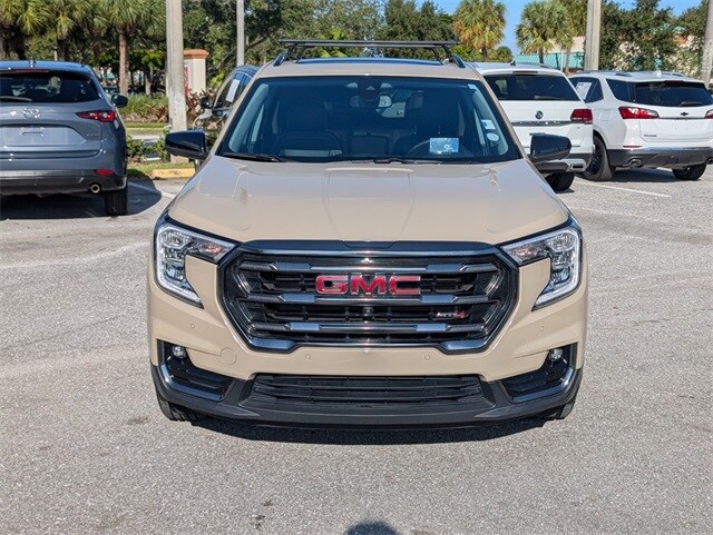 2022 Gmc Terrain AT4 photo 2