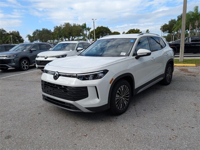 2026 Volkswagen Tiguan S photo 2