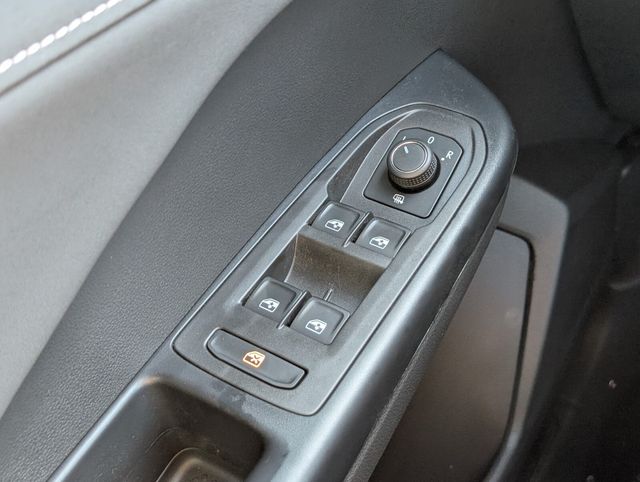 2026 Volkswagen Taos SE Black - Photo 15