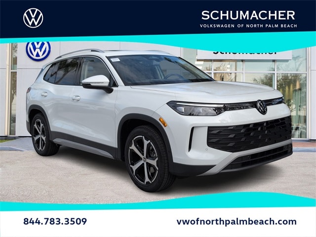 2026 Volkswagen Tiguan SE's photo