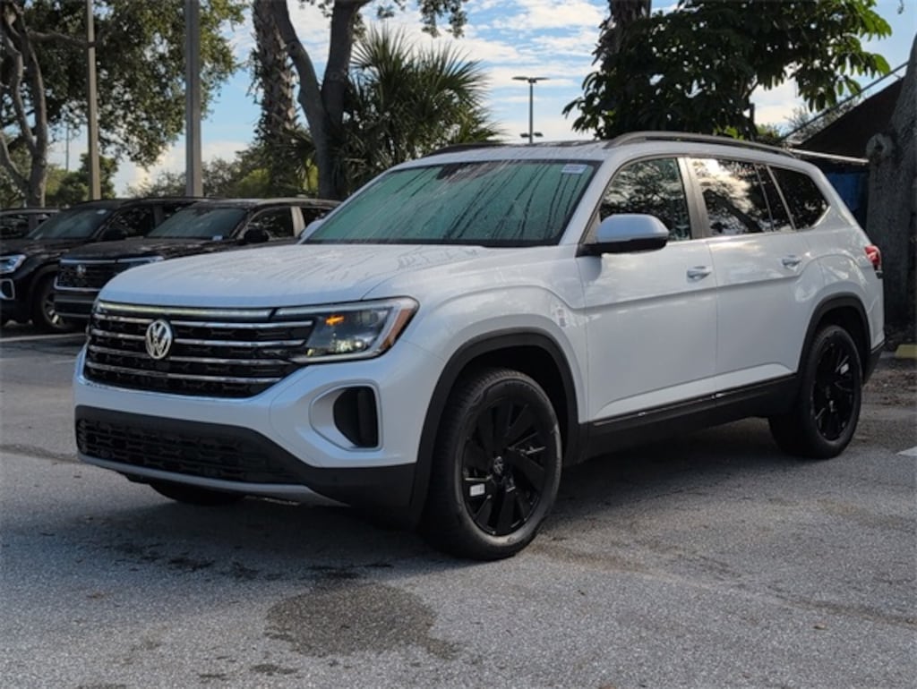 New 2026 Volkswagen Atlas 2.0T SE w/Technology SUV