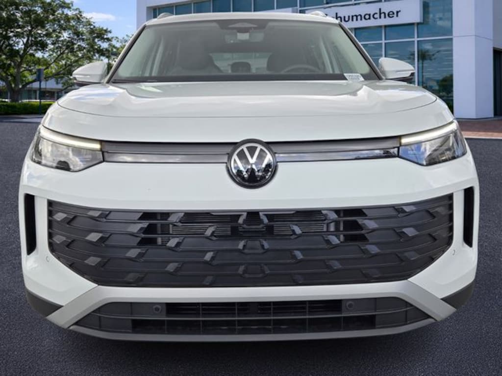 New 2026 Volkswagen Tiguan 2.0T SE SUV