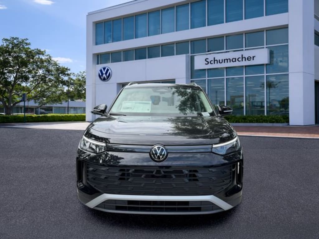 New 2026 Volkswagen Tiguan 2.0T SE SUV