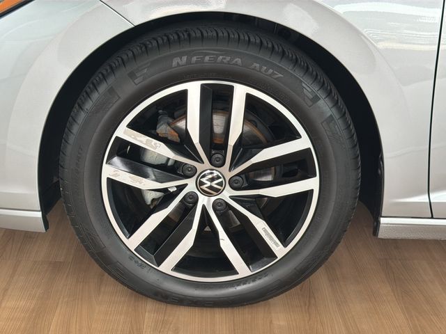 2026 Volkswagen Jetta SE - Photo 9