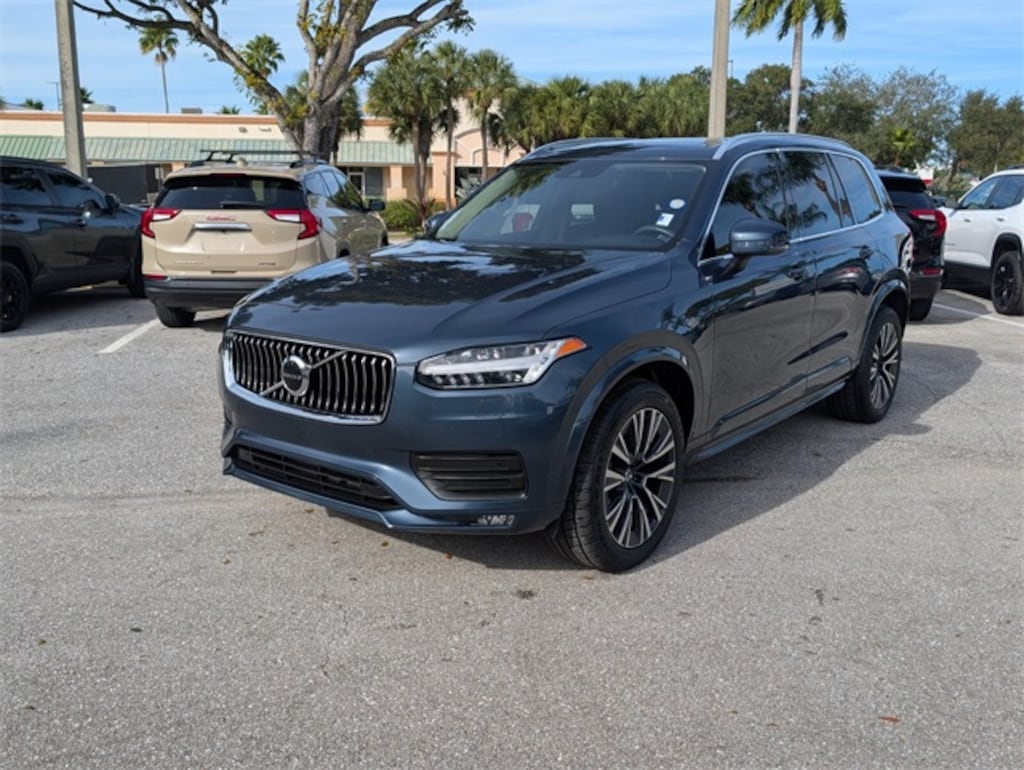 Used 2022 Volvo XC90 T5 FWD Momentum 7 Seater SUV