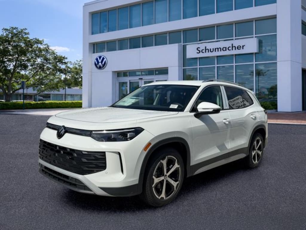 New 2026 Volkswagen Tiguan 2.0T SE SUV
