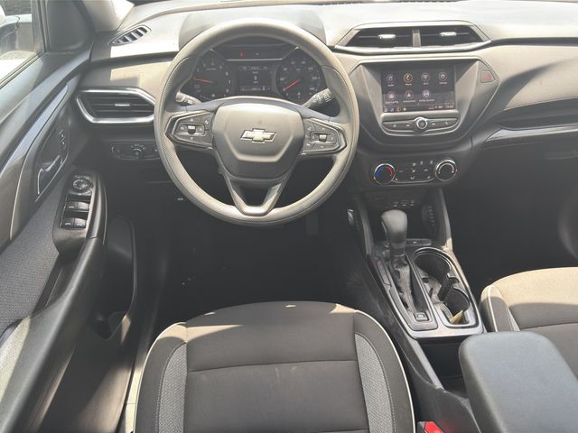2023 Chevrolet TrailBlazer LT - Photo 15