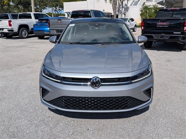 2026 Volkswagen Jetta 1.5T SE photo 2