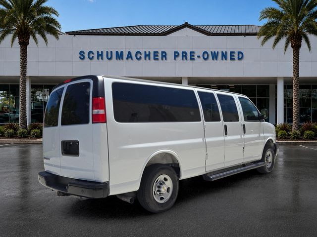 2025 Chevrolet Express Passenger LS - Photo 7