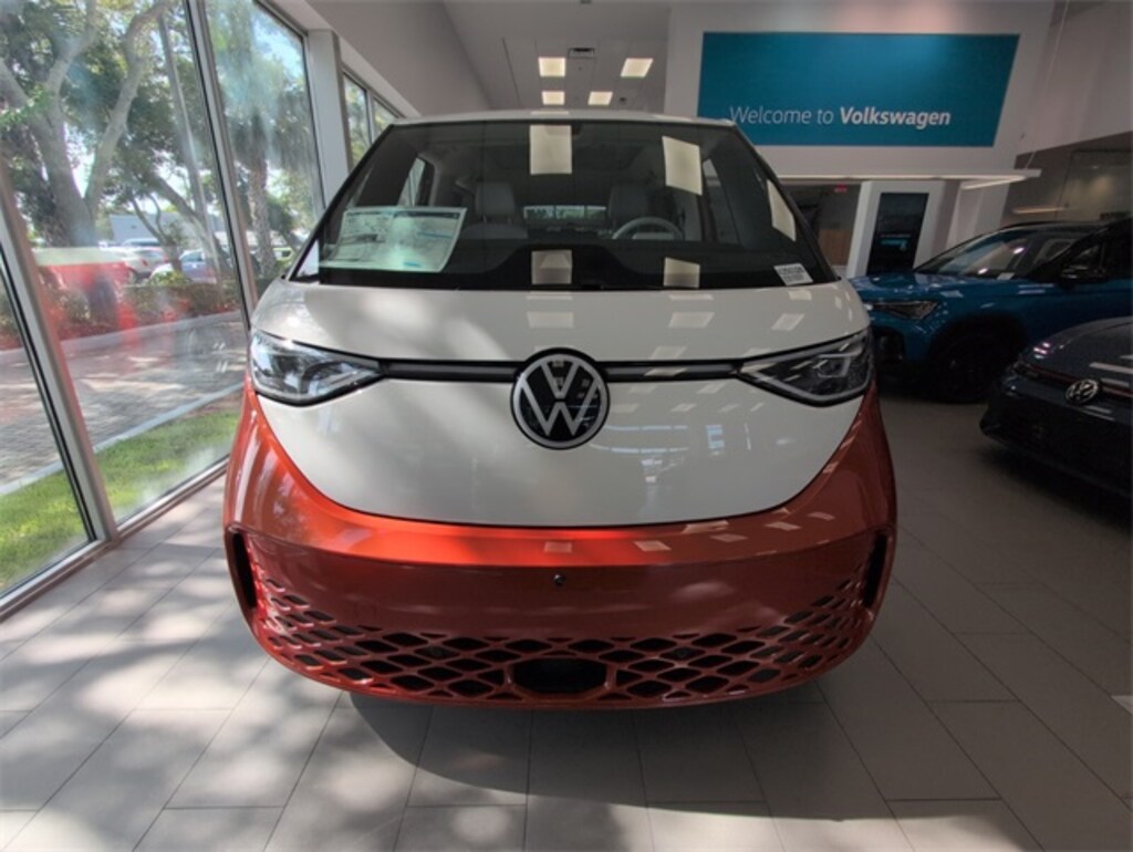 New 2025 Volkswagen ID. Buzz Pro S Plus Minivan/Van