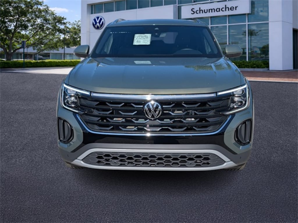 New 2026 Volkswagen Atlas Cross Sport 2.0T SE w/Technology SUV