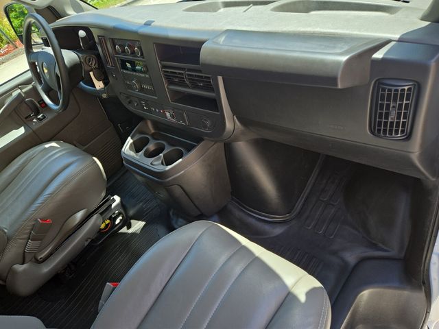 2025 Chevrolet Express Passenger LS - Photo 15