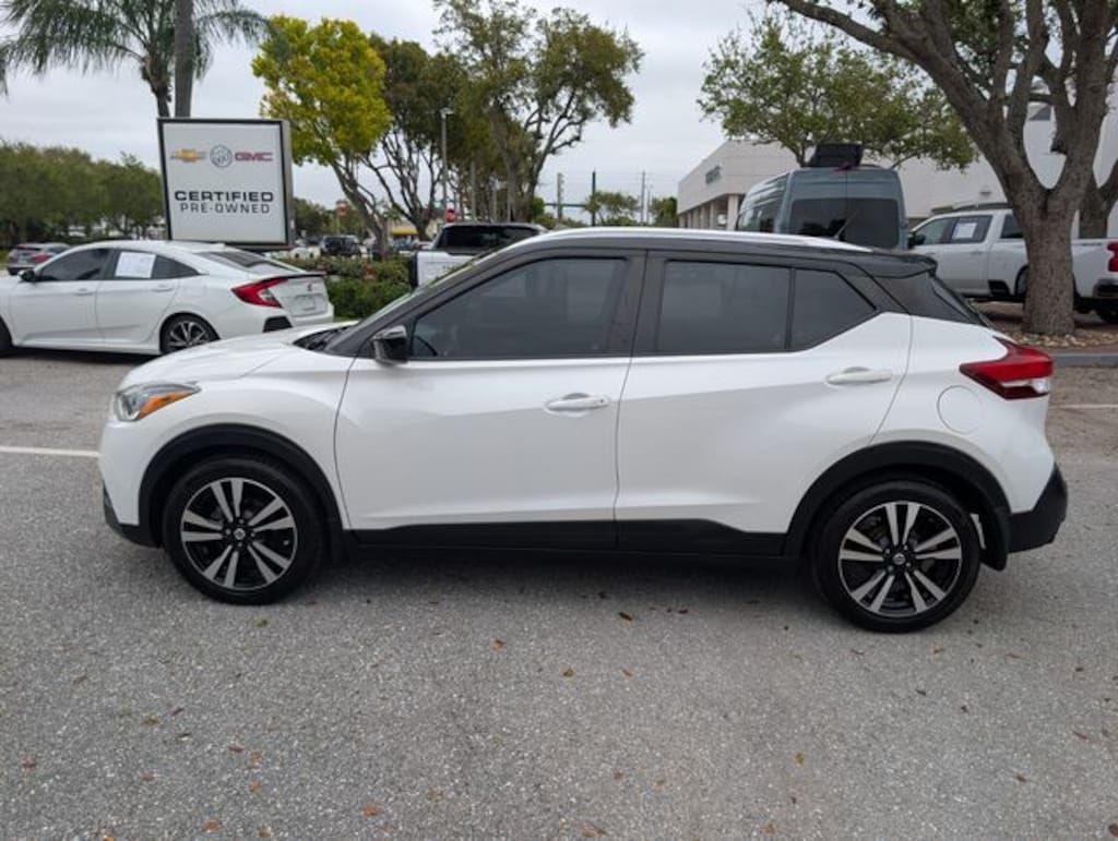 Used 2020 Nissan Kicks SV SUV