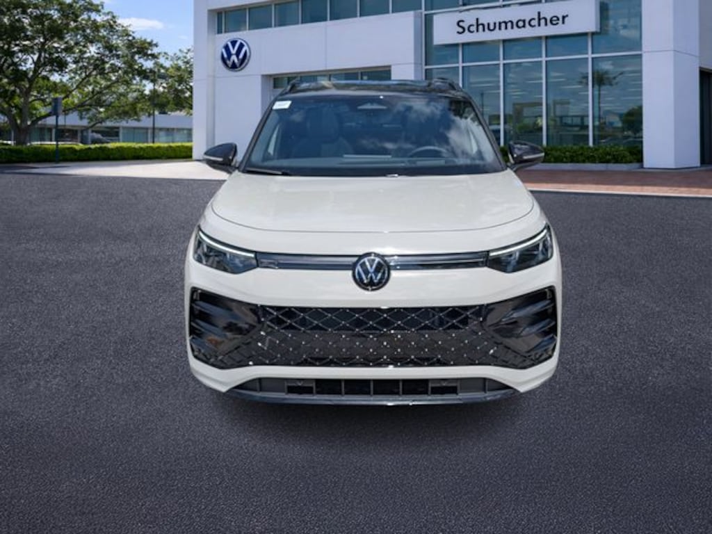 New 2026 Volkswagen Tiguan 2.0T SE R-Line Black SUV