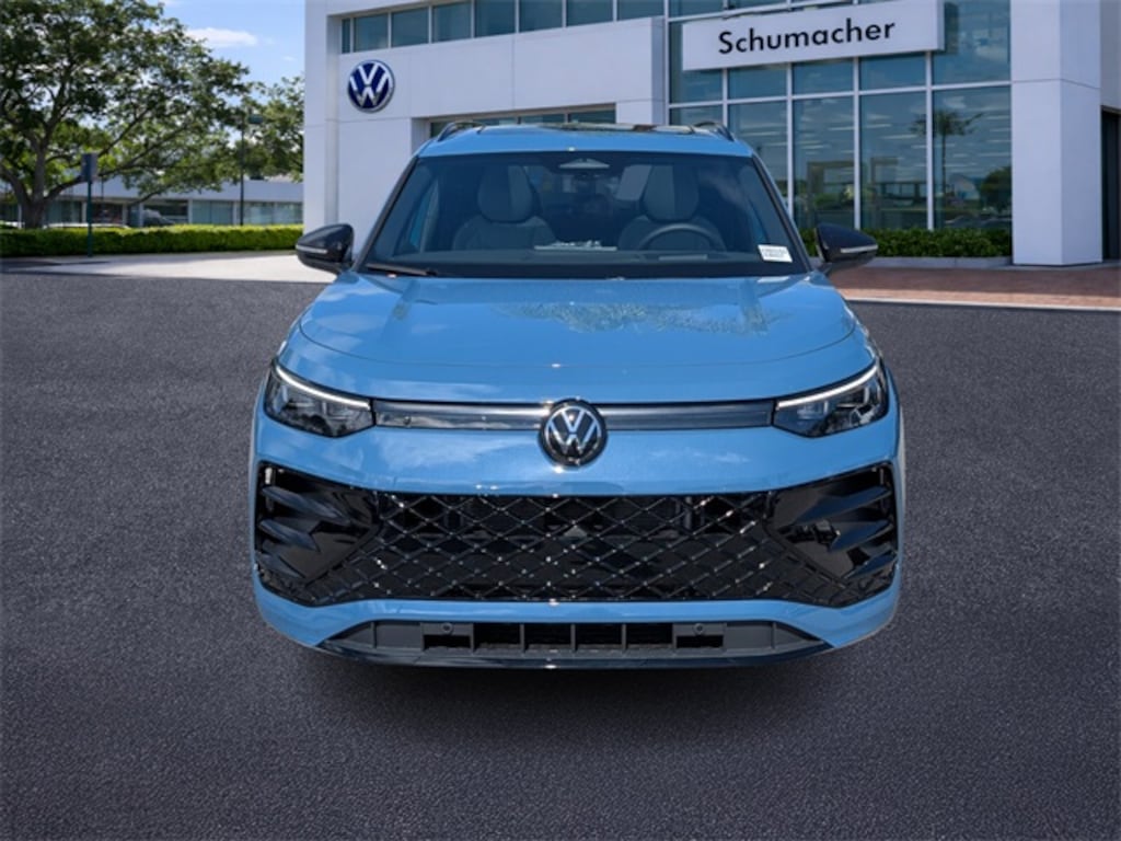 New 2026 Volkswagen Tiguan 2.0T SE R-Line Black SUV