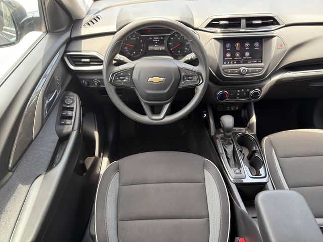 2023 Chevrolet TrailBlazer LS - Photo 15
