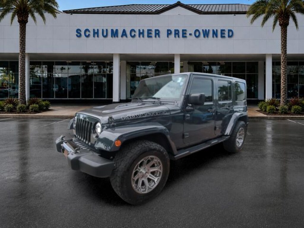 Used 2017 Jeep Wrangler JK Unlimited Sahara 4x4 SUV