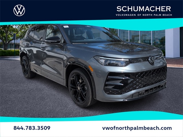 2026 Volkswagen Tiguan SE R-LINE BLACK's photo
