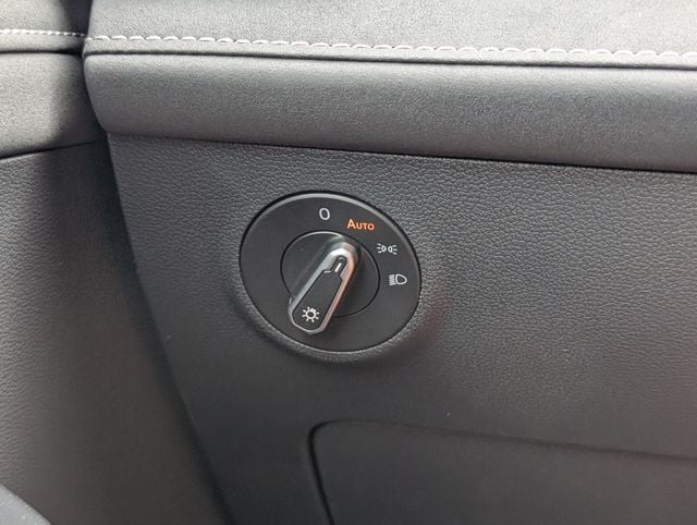 2026 Volkswagen Taos SE Black - Photo 27