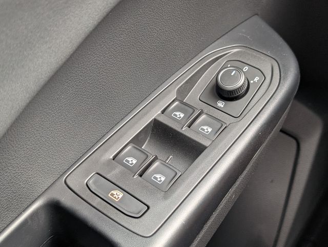 2026 Volkswagen Taos SE Black - Photo 26