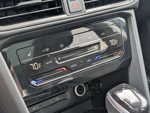 2026 Volkswagen Taos SE Black - Photo 23
