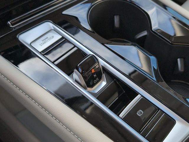 2026 Volkswagen Atlas SEL Premium R-Line - Photo 14