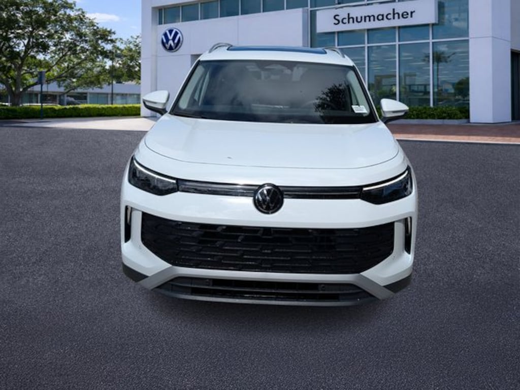 New 2026 Volkswagen Tiguan 2.0T SE SUV