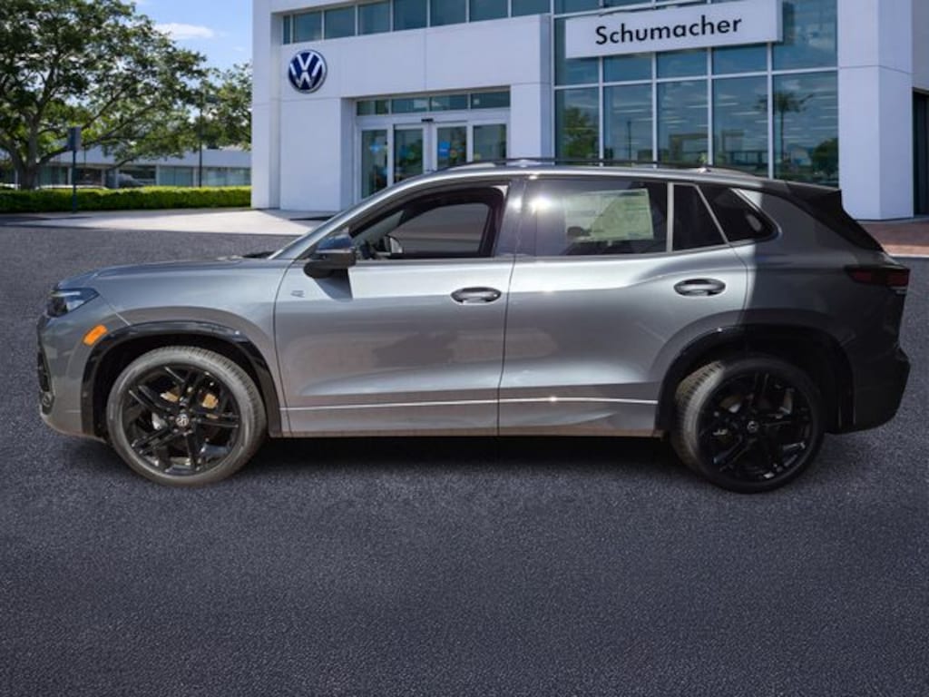 New 2026 Volkswagen Tiguan 2.0T SE R-Line Black SUV