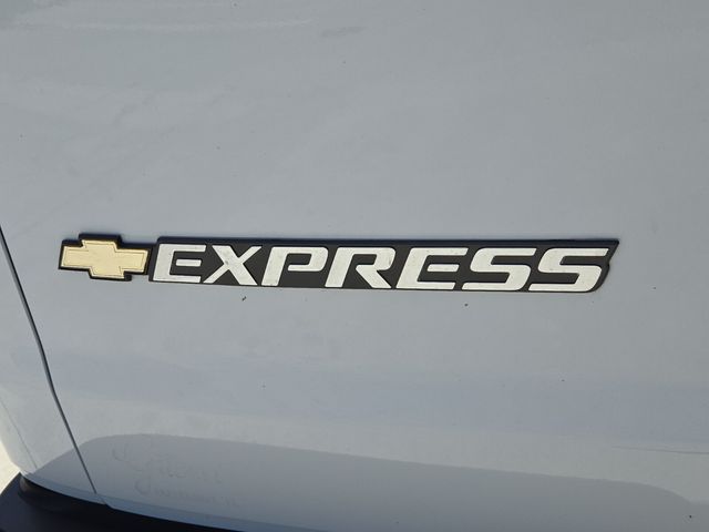 2025 Chevrolet Express Passenger LS - Photo 17