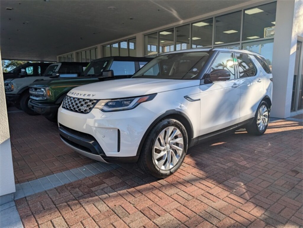 Used 2024 Land Rover Discovery P300 S SUV