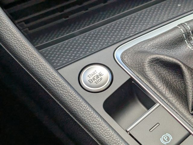 2026 Volkswagen Jetta SE - Photo 17