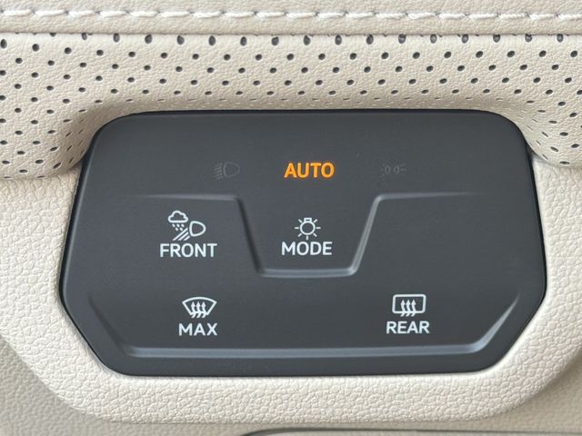 2026 Volkswagen Atlas SEL Premium R-Line - Photo 22