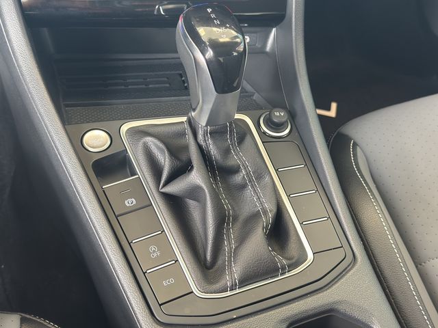 2026 Volkswagen Jetta SE - Photo 17