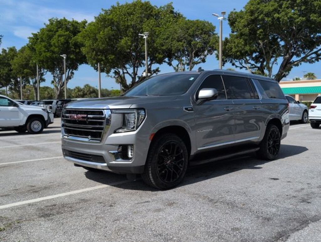Used 2023 GMC Yukon XL SLT SUV