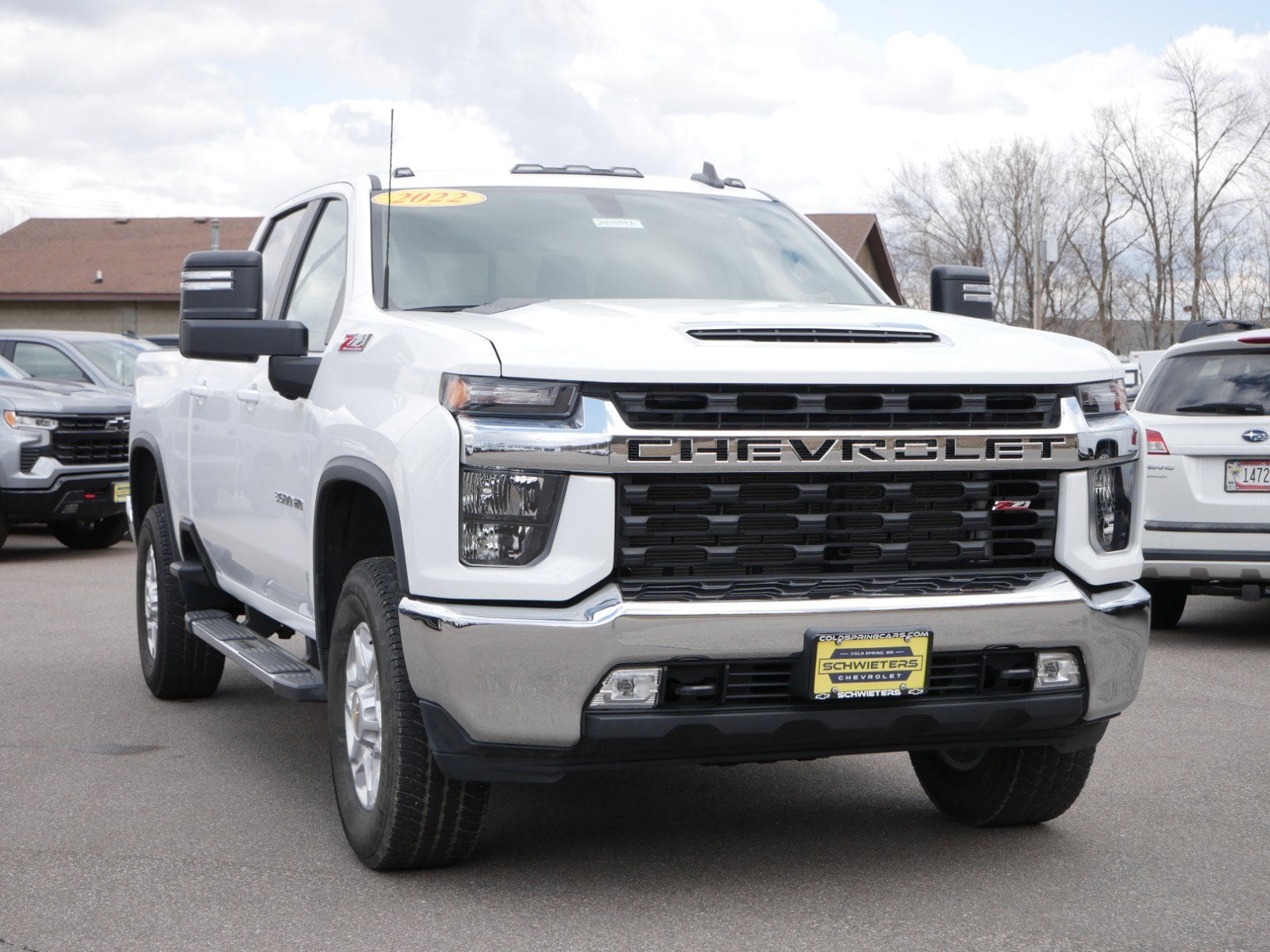 Used 2022 Chevrolet Silverado 3500HD LT with VIN 1GC4YTE75NF262747 for sale in Cold Spring, Minnesota
