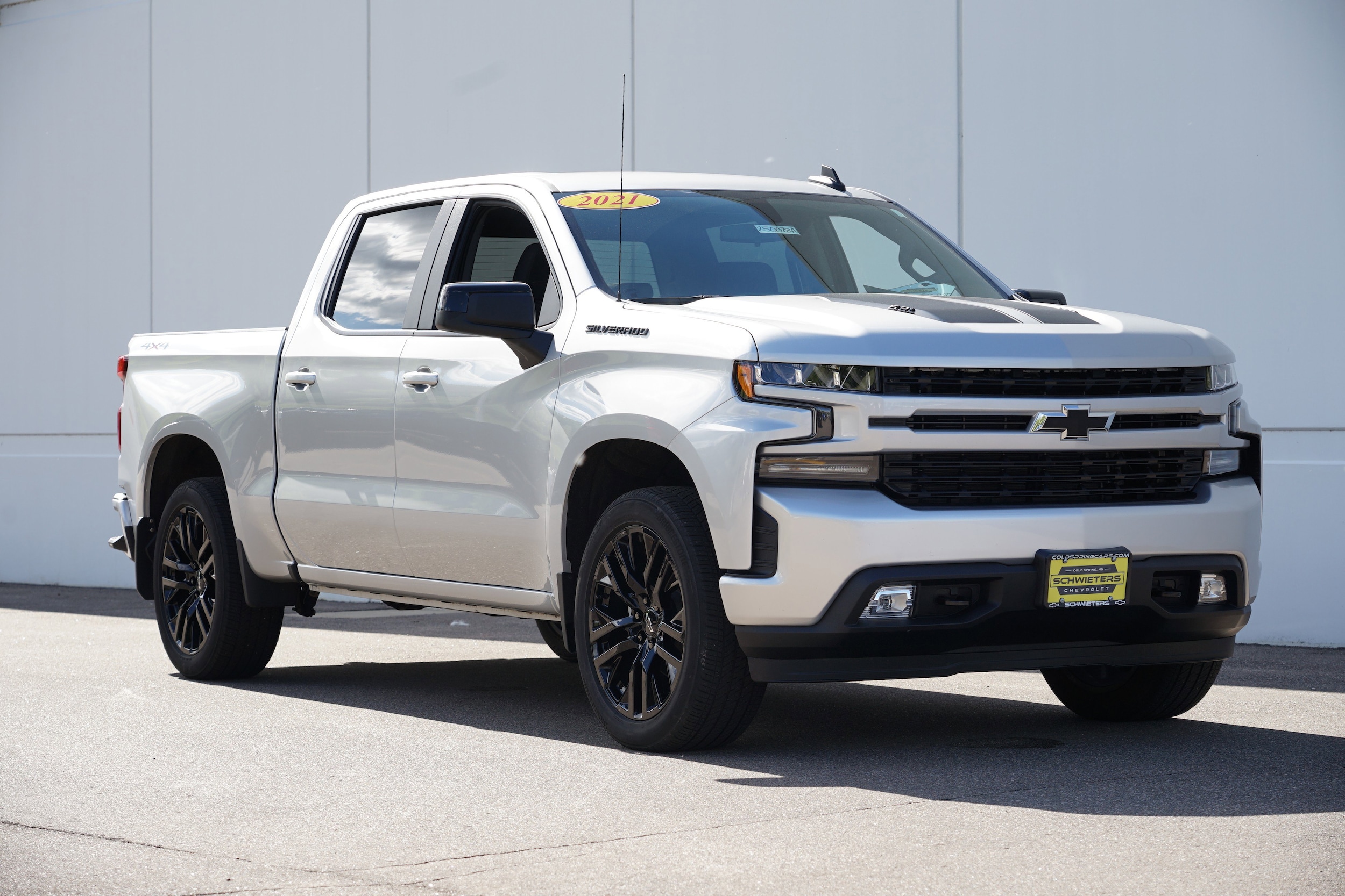Used 2021 Chevrolet Silverado 1500 RST with VIN 1GCUYEEL1MZ422337 for sale in Cold Spring, MN