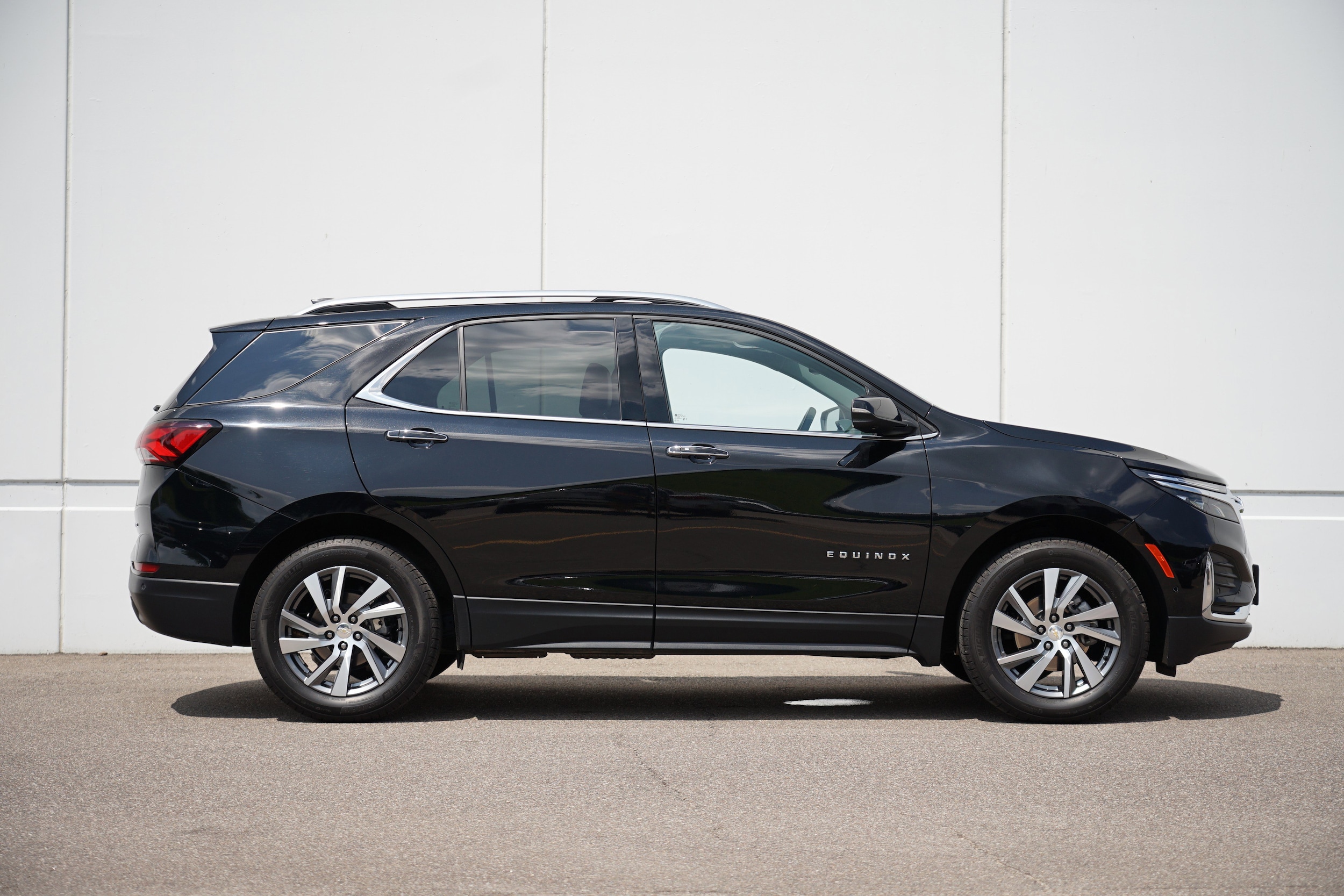 Used 2024 Chevrolet Equinox Premier with VIN 3GNAXXEG7RL121937 for sale in Cold Spring, Minnesota