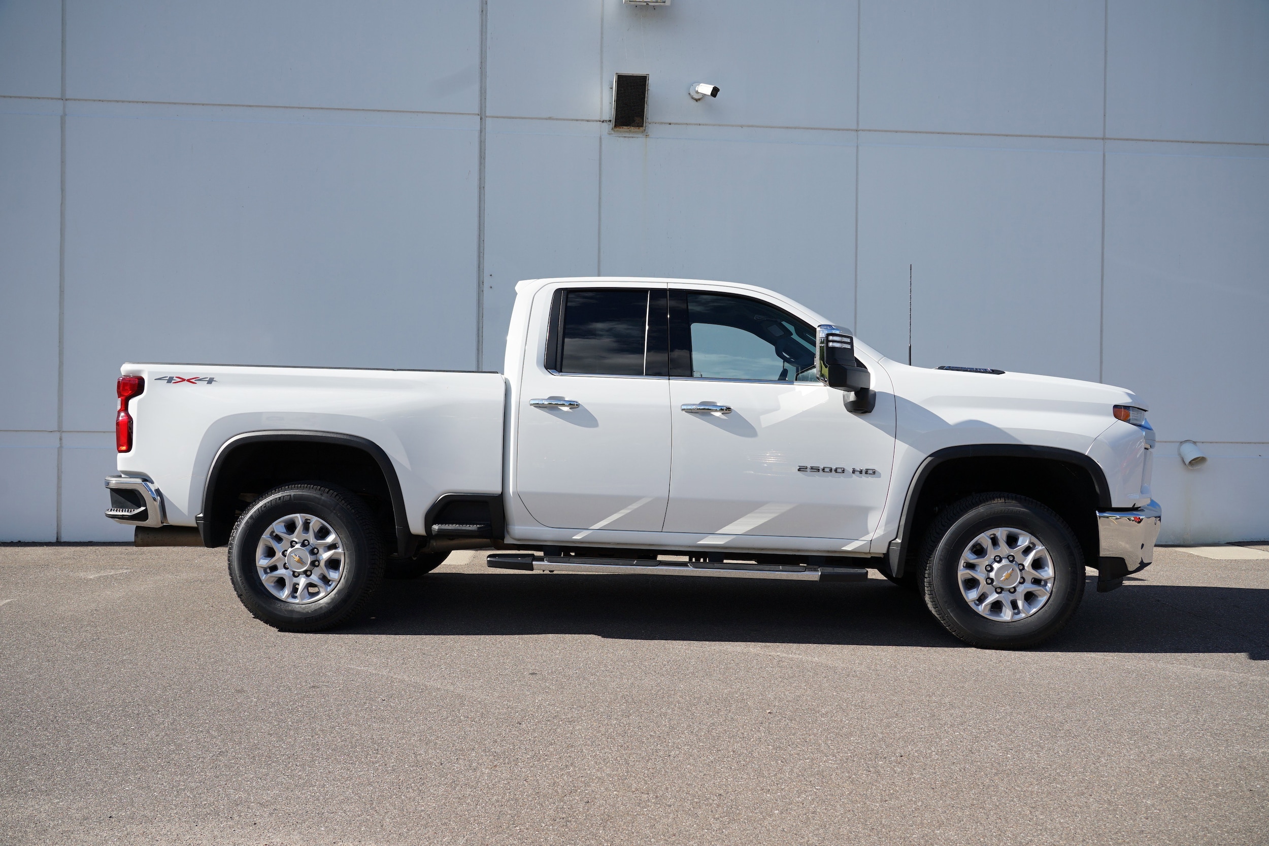 Used 2022 Chevrolet Silverado 2500HD LTZ with VIN 1GC2YPEYXNF252562 for sale in Cold Spring, Minnesota