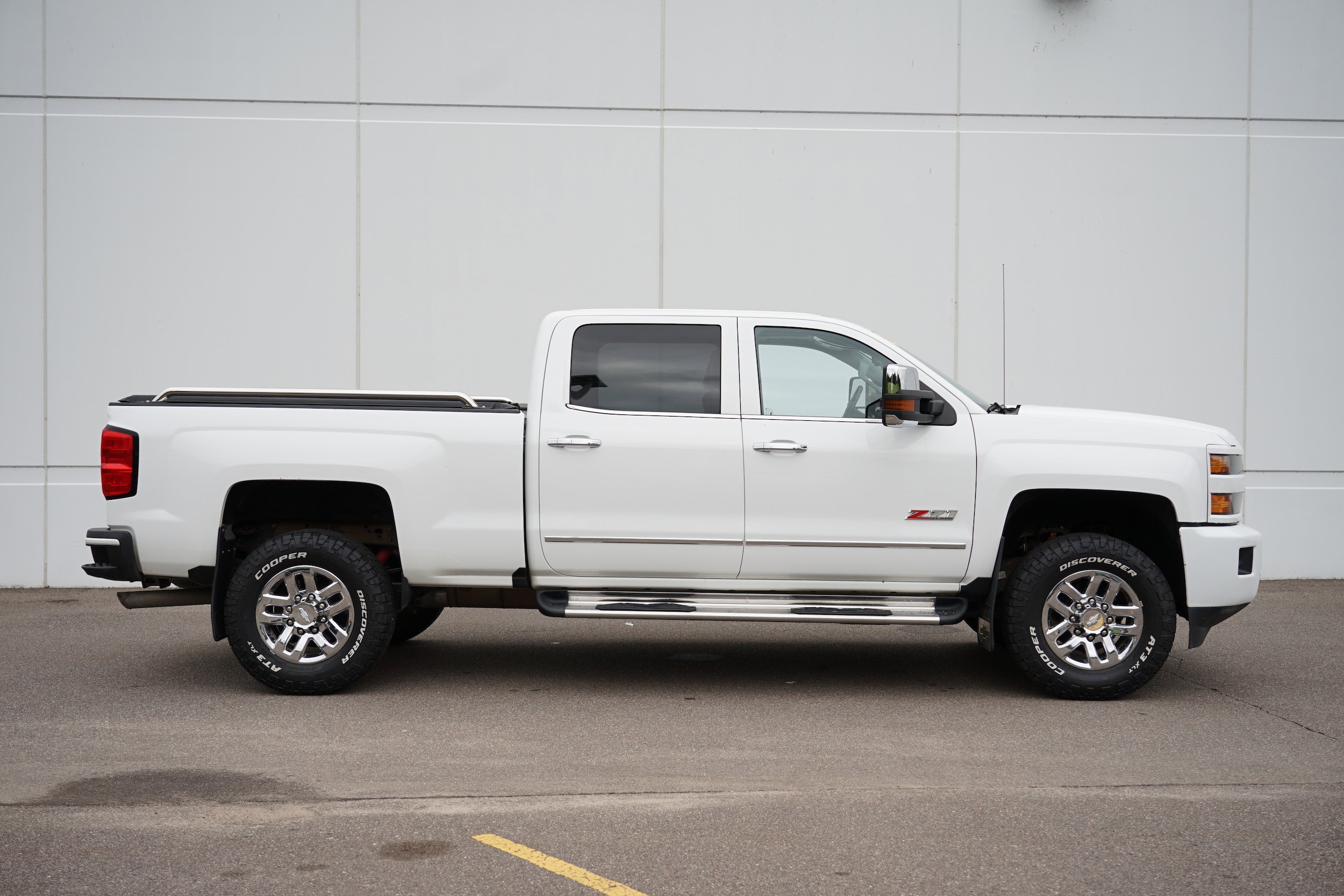 Used 2016 Chevrolet Silverado 3500HD LTZ with VIN 1GC4K0EG3GF281073 for sale in Cold Spring, Minnesota