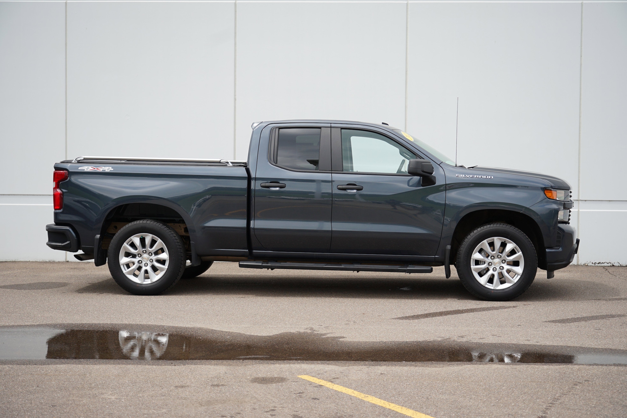 Used 2022 Chevrolet Silverado 1500 Limited Custom with VIN 1GCRYBEK4NZ203952 for sale in Cold Spring, Minnesota